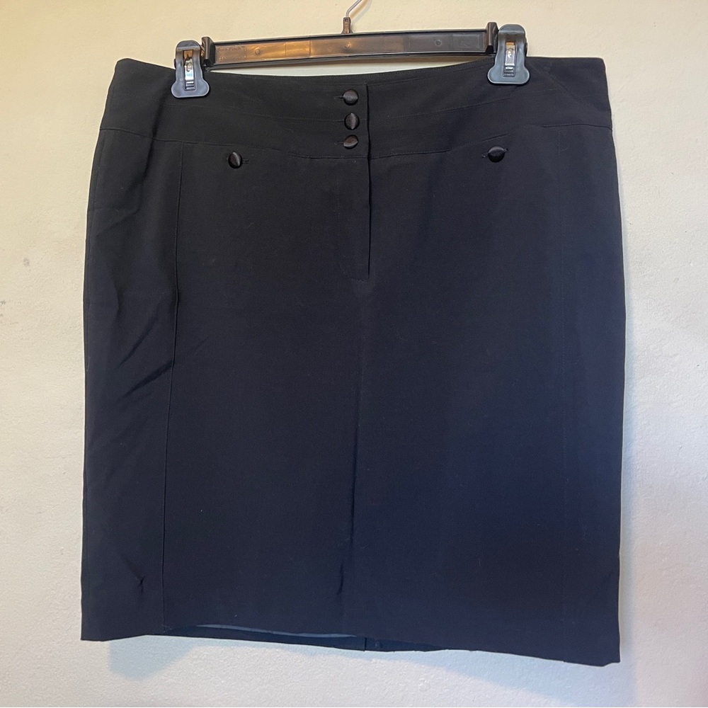 Hillard & Hanson Skirt Size 16